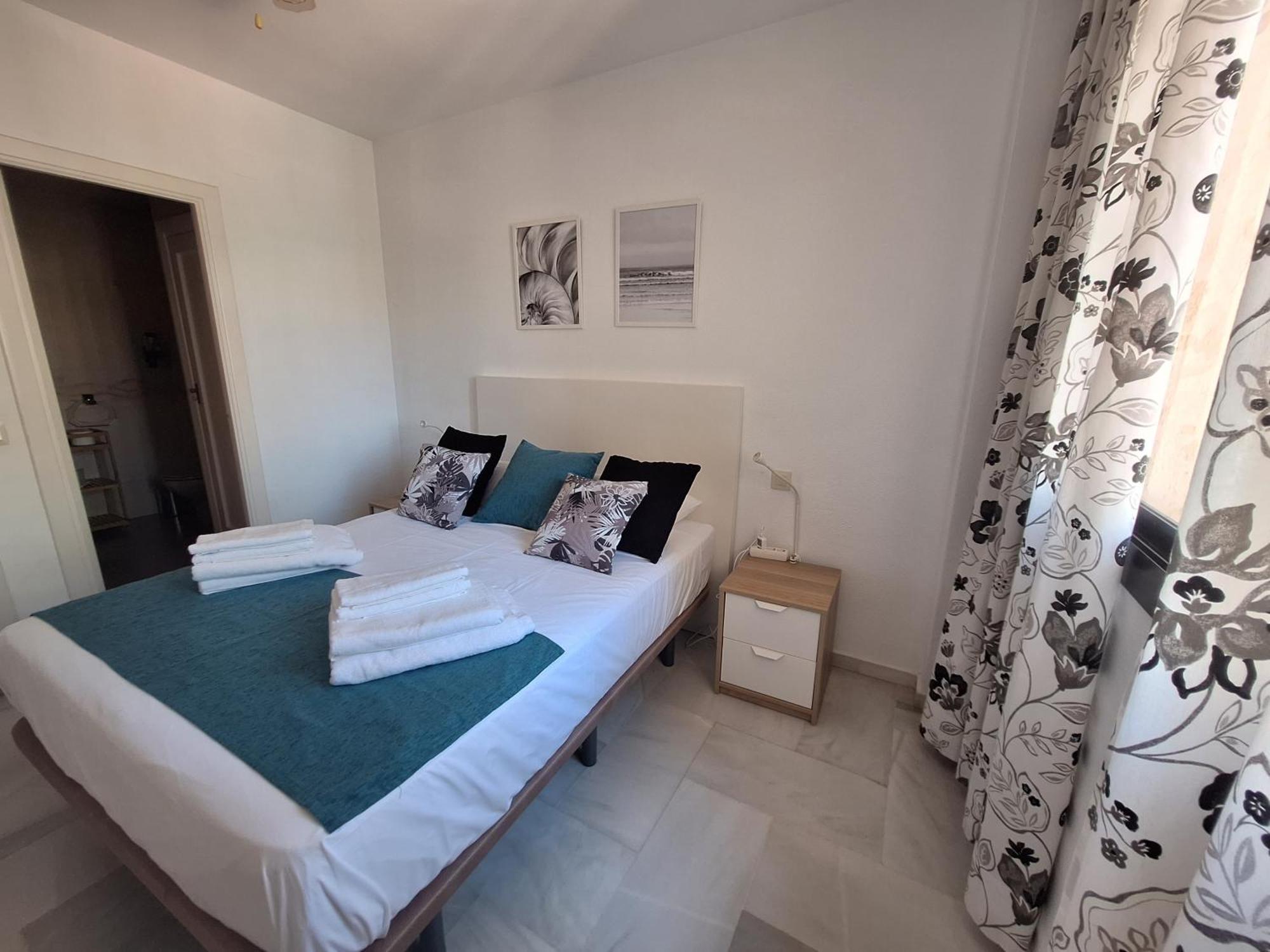 Primera Linea Del Mar - Acceso Directo Playa Carihuela Торремолинос Экстерьер фото