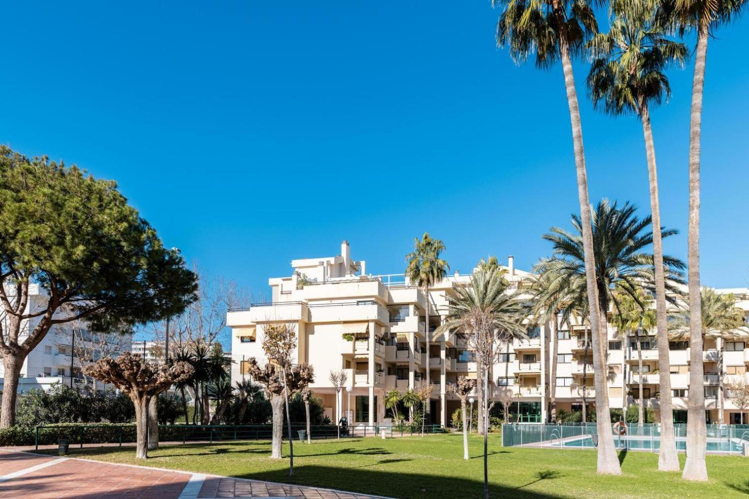 Primera Linea Del Mar - Acceso Directo Playa Carihuela Торремолинос Экстерьер фото
